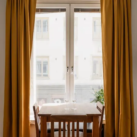 Apartman In The Center With Free Wi-fi *