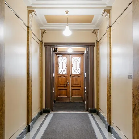 Apartman In The Center With Free Wi-fi